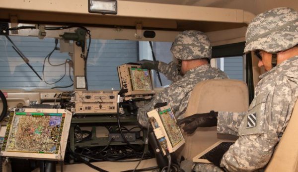 SIGNAL SOLDIERS | What Life in the Army is really like.